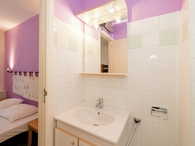 Bathroom 4, Cottage in Ferrieres With Sauna & Garden, Liège