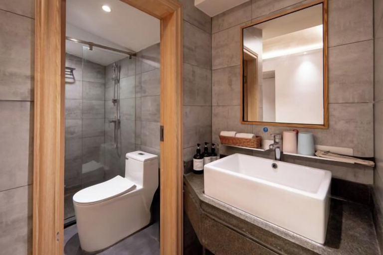 Bathroom 4, zhuzijianHotel, Yueyang
