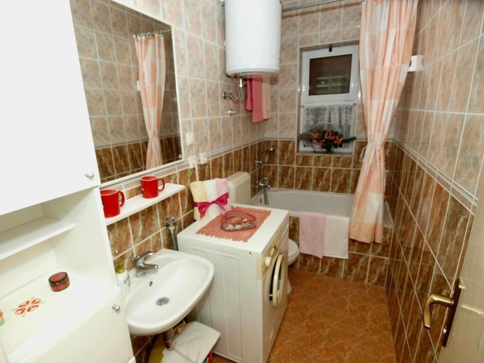 Bathroom, Apartment Haus Franciska, Podgora