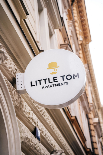Exterior & Views 2, Little Tom Apartments, Praha 5