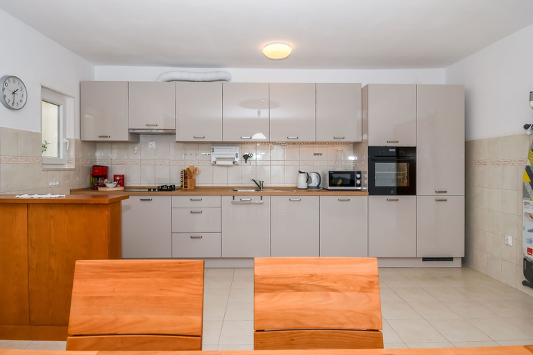Private kitchen 5, Apartment Live, Seget