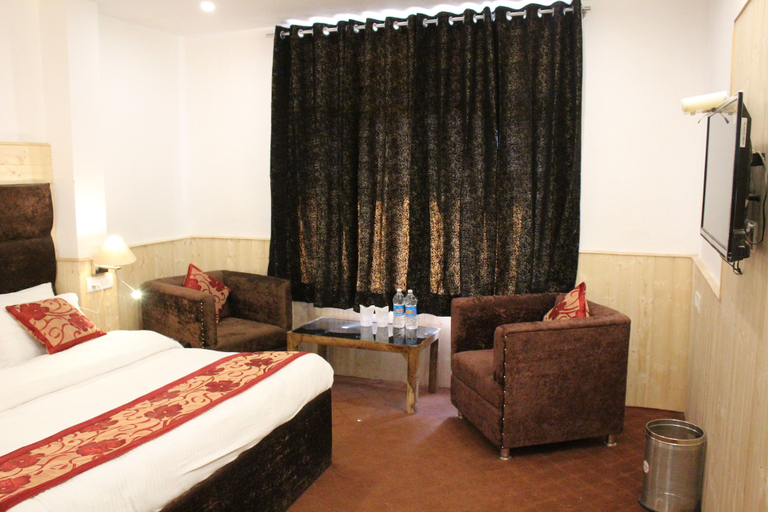 Room 5, hotel yadu vilas, Rudraprayag
