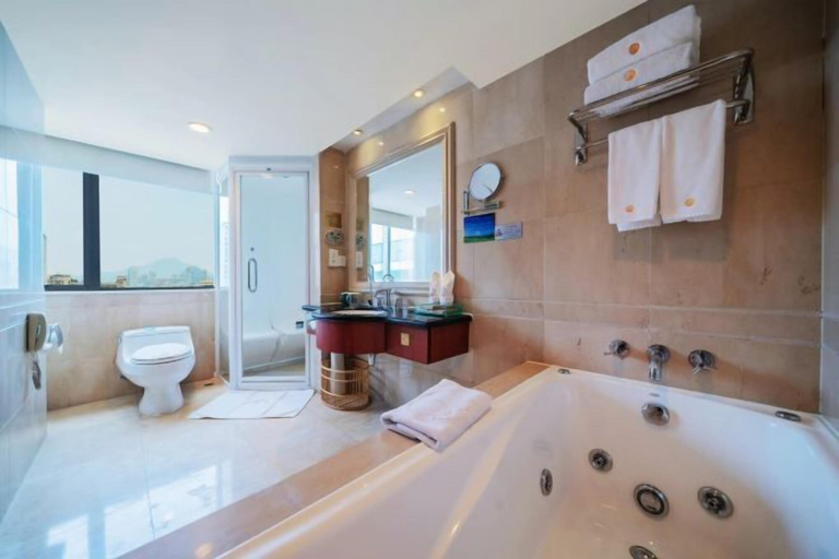 Bathroom 4, Chang an Hotel, Dongguan