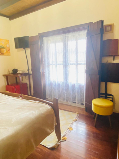 3, Refugio das Artes Guesthouse, Porto de Mós