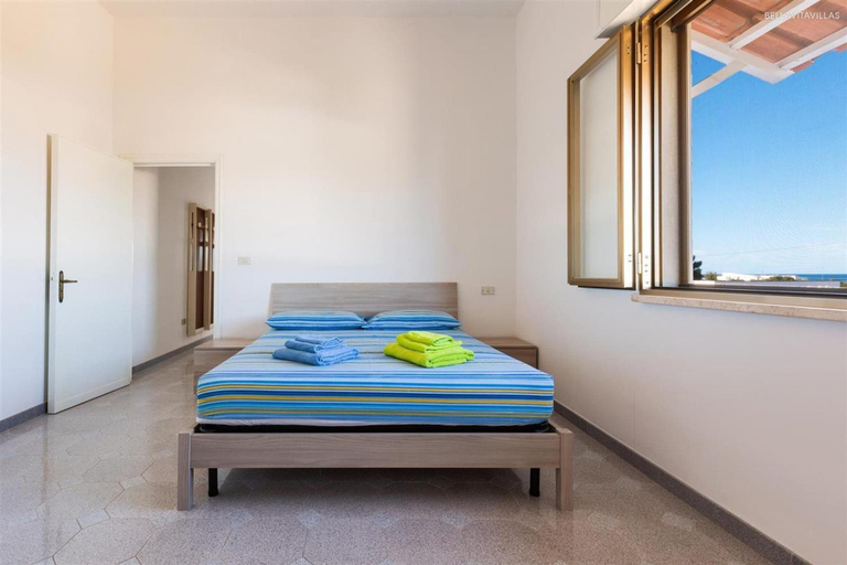 Room 5, 1186 VPS Trilo PP 1 in Posto Rosso, Lecce
