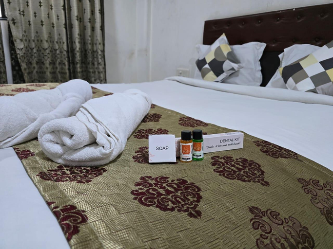 Bedroom 3, Hotel Anand Inn, Valsad