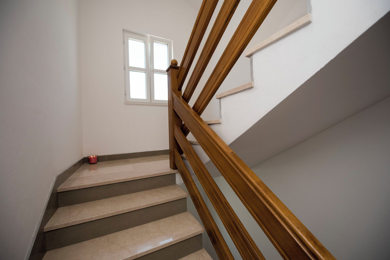 Staircase, Apartments Family Spacious, Split