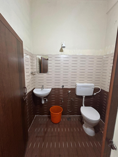 Bathroom 4, TGM INN, Kottayam