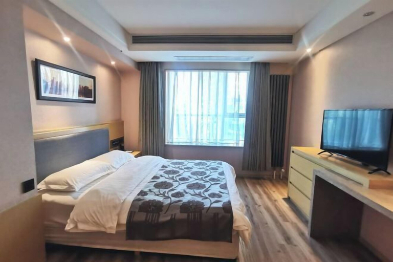 Bedroom 3, Jinfeng Hotel, Beijing