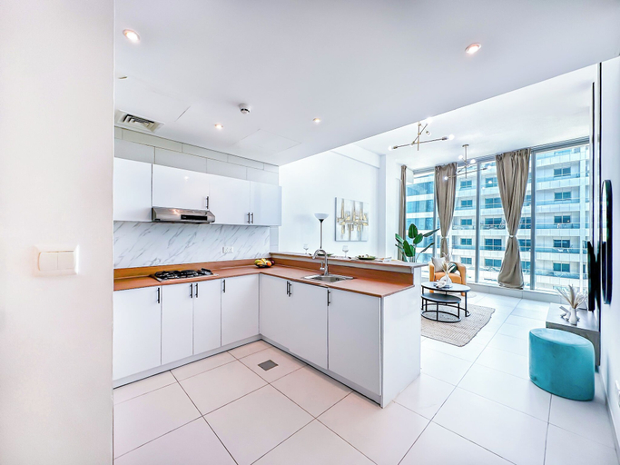 Private kitchen 4, Marina View Stay with Rooftop Pool, Dubai