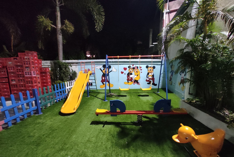 Children's area 4, EXPRESS FOOD PLAZA, Purba Medinipur