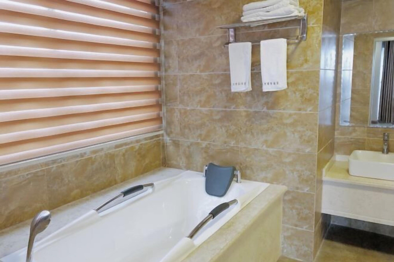 Bathroom 4, Chongqing Aisi Business Hotel, Chongqing