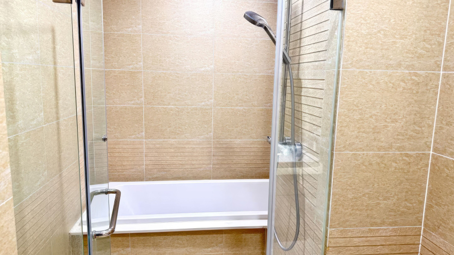 Bathroom 4, Vinhomes Metropolis by Emily in Town, Ba Đình