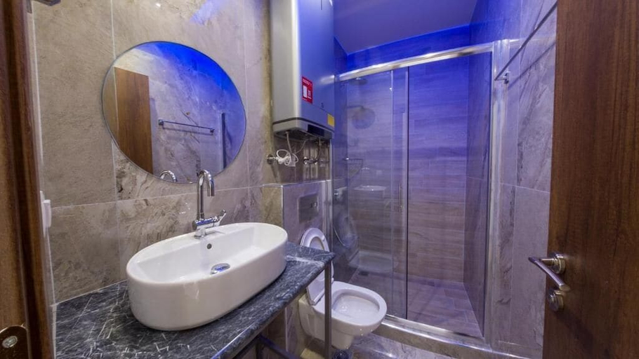 Bathroom 2, OLYMPIADA GIRNI Suites, Central Macedonia