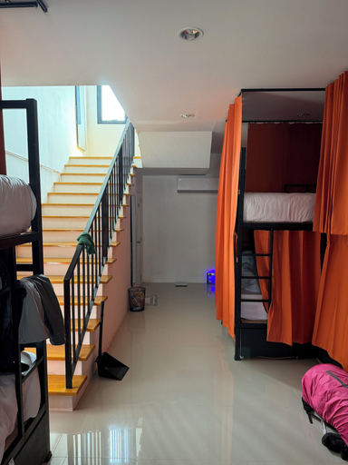 Living area, Global Beach Hostel - Ao Nang, Mueang Krabi