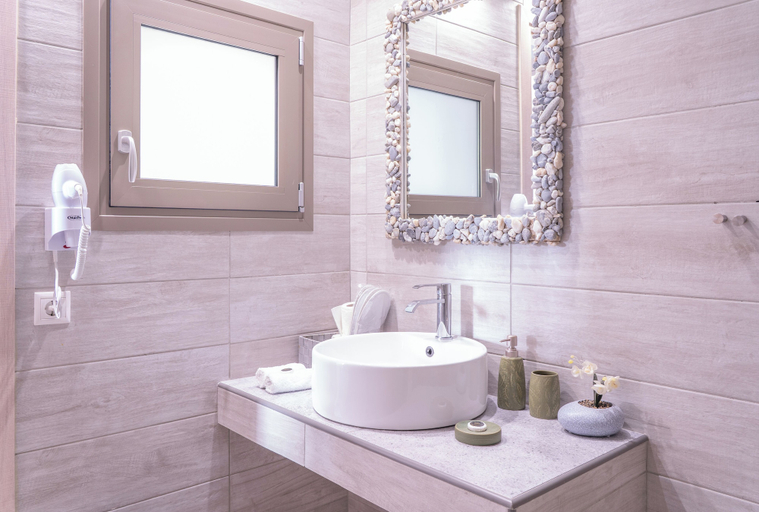 Bathroom 5, Core Luxury Suites, Thessaly