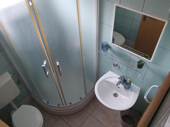 Bathroom 2, Pansion San Pietro, Herzegovina-Neretva