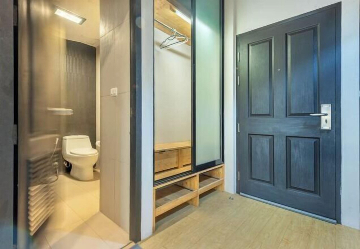 Bathroom 5, Shin Muffin ABAC Bangna, Bang Bo