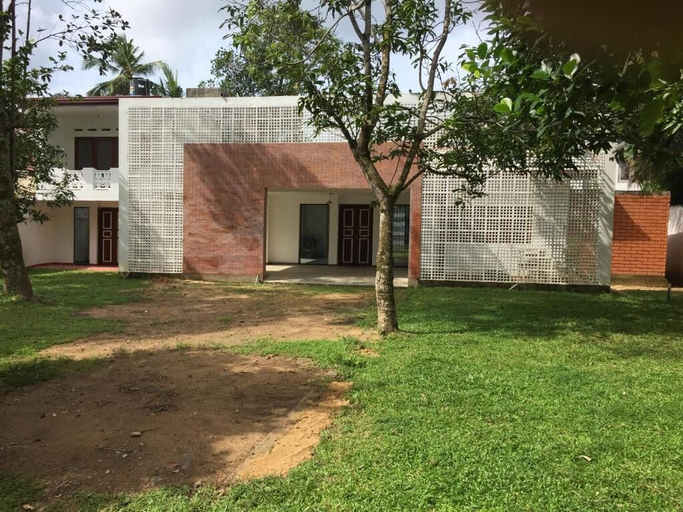 Front of property 5, Seth Villa, Dickwella