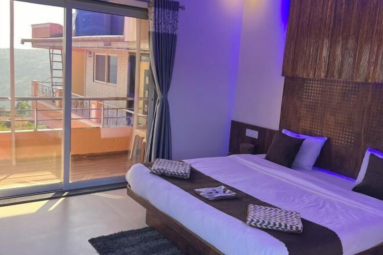 Bedroom 2, Hotel Mahabaleshwar Mount View, Satara