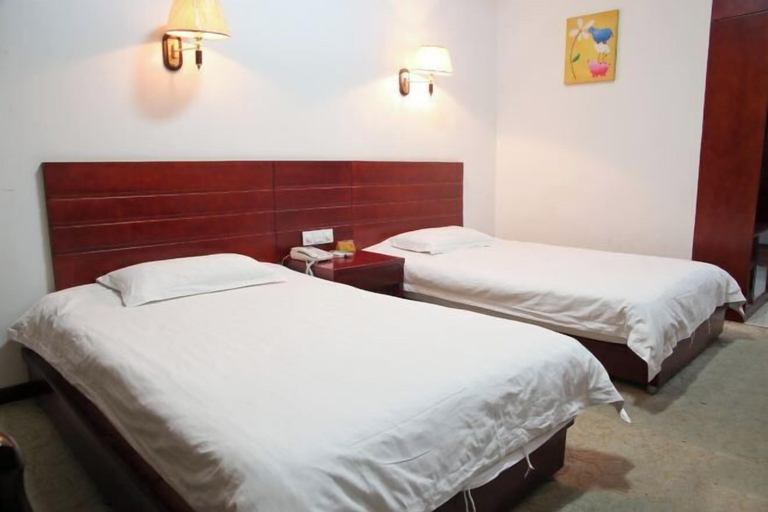 Bedroom 4, Guangde 168 Business Hotel, Xuancheng