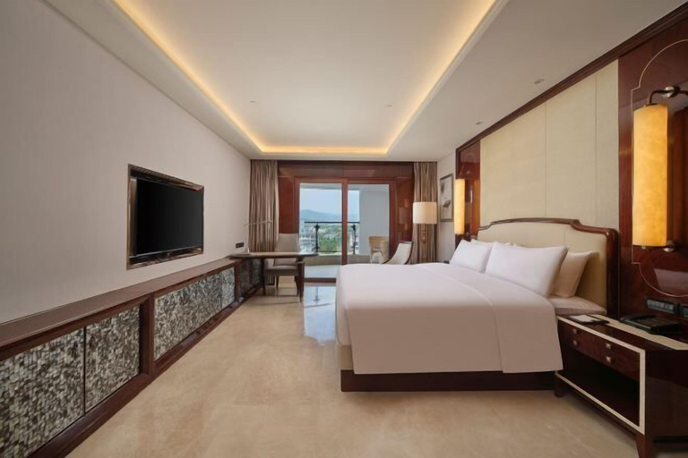 Bedroom 2, DoubleTree by Hilton Sanya Bay, Sanya