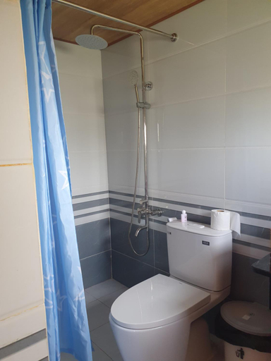 Bathroom 2, WOODEN HOMESTAY LAGI, La Gi