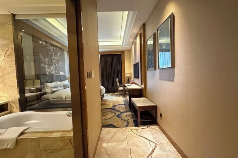 Bathroom 3, Anning Golden Age Hotel, Kunming