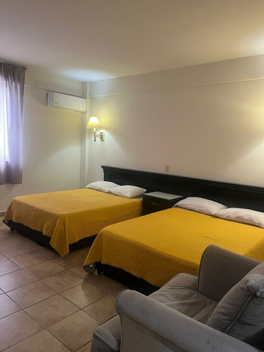 Room 4, HOTEL PLAZA CALIFORNIA, Reynosa