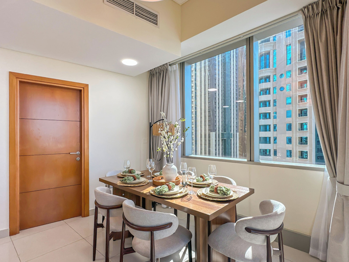 Dining 3, Sea View Retreat with Ain Dubai, Dubai