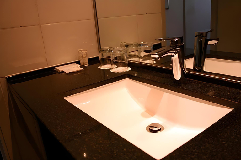 Bathroom 5, Fountains Hotel by Neighbourgood, City of Cape Town