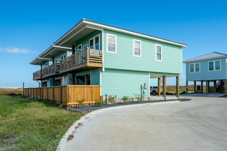 Exterior & Views 2, St. Jo's Bungalow, Nueces