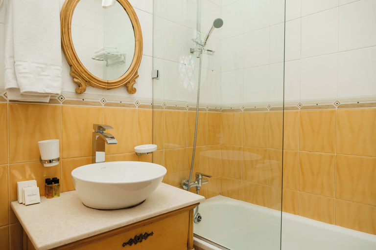 Bathroom 3, Reikartz City Tbilisi Hotel, Tbilisi