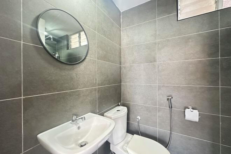 Room 3, ABHome [Holiday Suite] Midas Seri Alam #Mall #JB, Johor Bahru