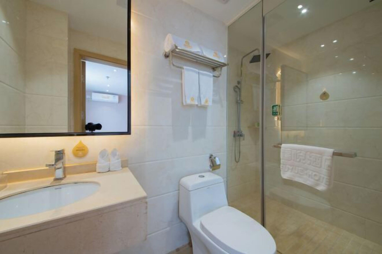 Bathroom 4, Fuyue Hotel, Shenzhen