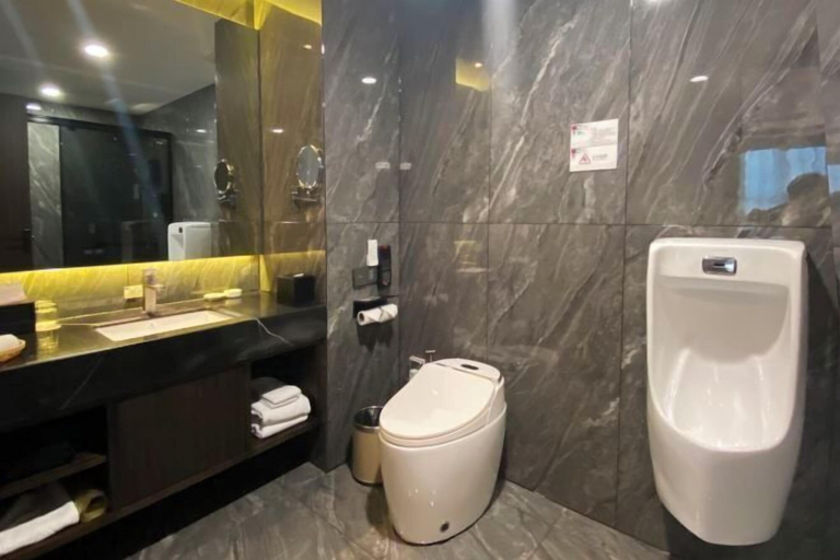 Bathroom 3, Huilai Hotel, Jieyang