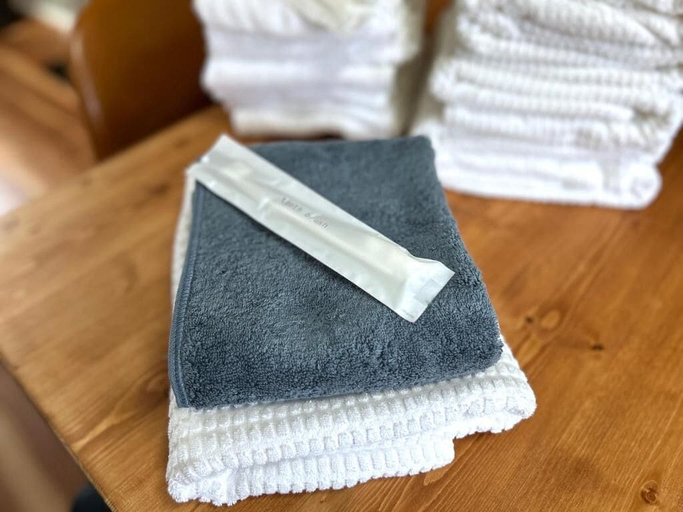 Bathroom amenities 4, Hook House Stay, Kanazawa