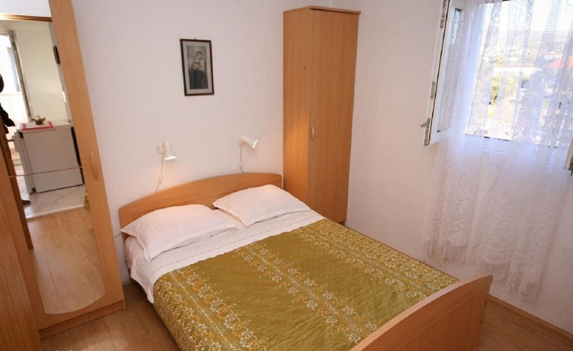 Bedroom 2, Apartments Amalija, Rogoznica