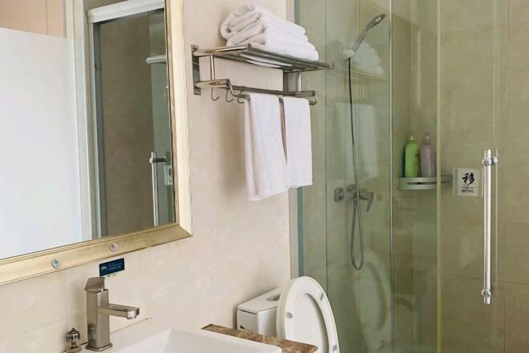 Bathroom 3, Xuancheng Guangde Wanjia Express Inn, Xuancheng