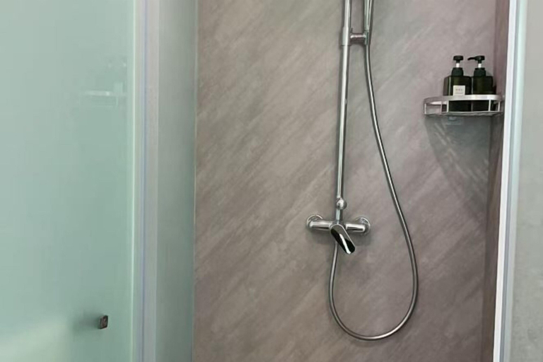 Bathroom 4, Yintan Hotel, Weihai