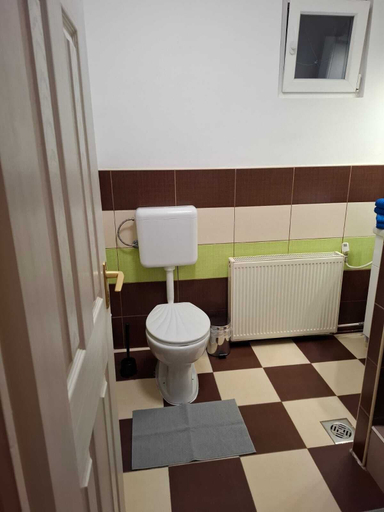 Bathroom 4, Downtown Apartments, Budapesti