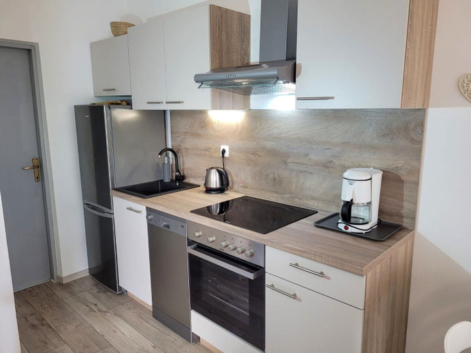 Private kitchen 2, Apartments Mare Family Only, Pag