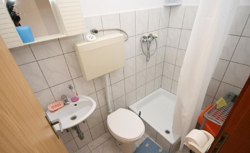 Bathroom 3, Apartments Amalija, Rogoznica