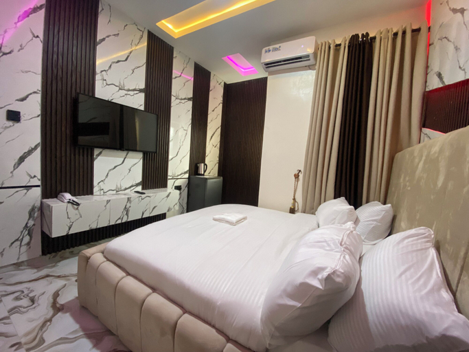 Room 2, Tiano Hotel & Suites, Eket