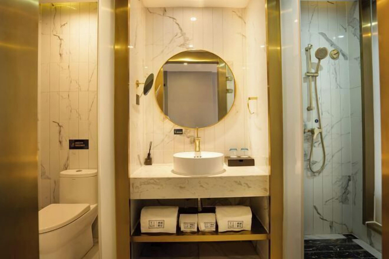 Bathroom 3, Yicheng Hotel, Bijie