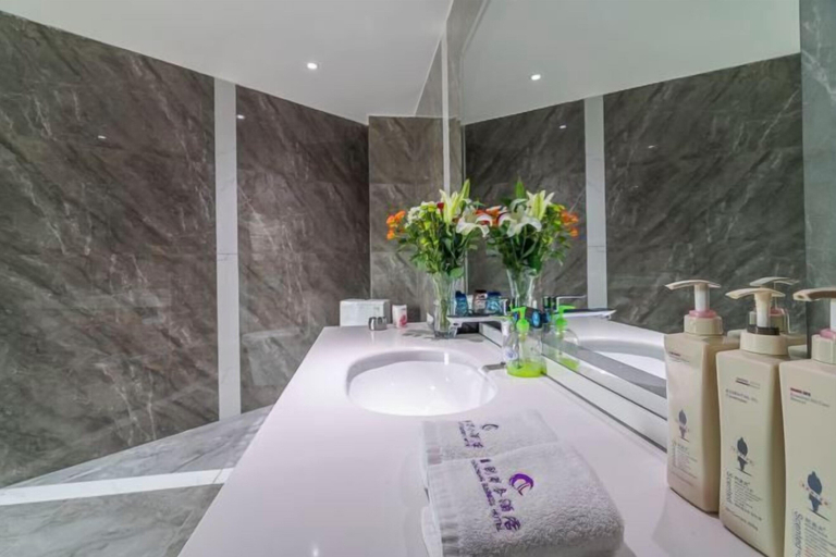 Bathroom 3, Ningyu Lianchuang Business Hotel, Pu'er
