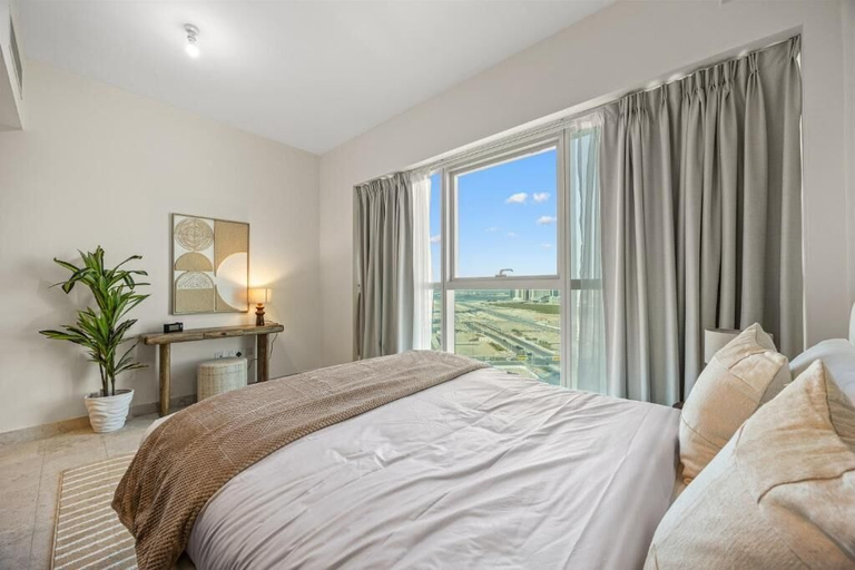 Room 3, Bloomfields Elevated 2BR in Marina Heigh, Abu Dhabi City