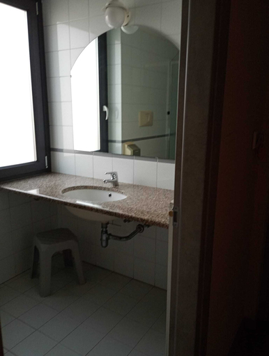 Bathroom 4, Hotel Des Alpes, Torino