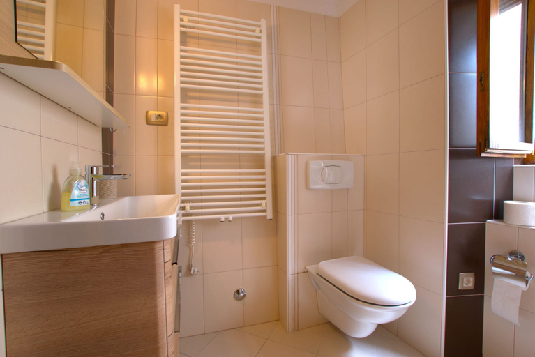 Bathroom 4, House Nonina Kuca, Lopar/Supetarska Draga