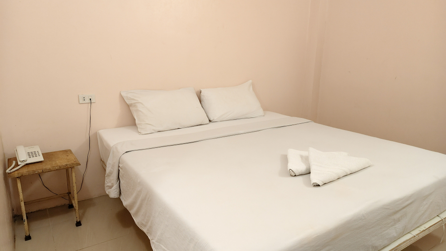 Bedroom 4, Bird Room Hotel - Pratunam, Ratchathewi